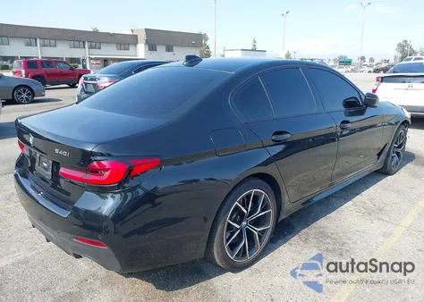 2021 BMW 540I z USA, uszkodzony, nr VIN WBA53BJ09MWX33400